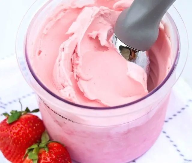 cropped-ninja-creami-strawberry-frozen-yogurt-recipe.jpg