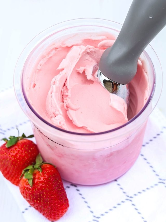 Delicious Ninja Creami Strawberry Frozen Yogurt Story