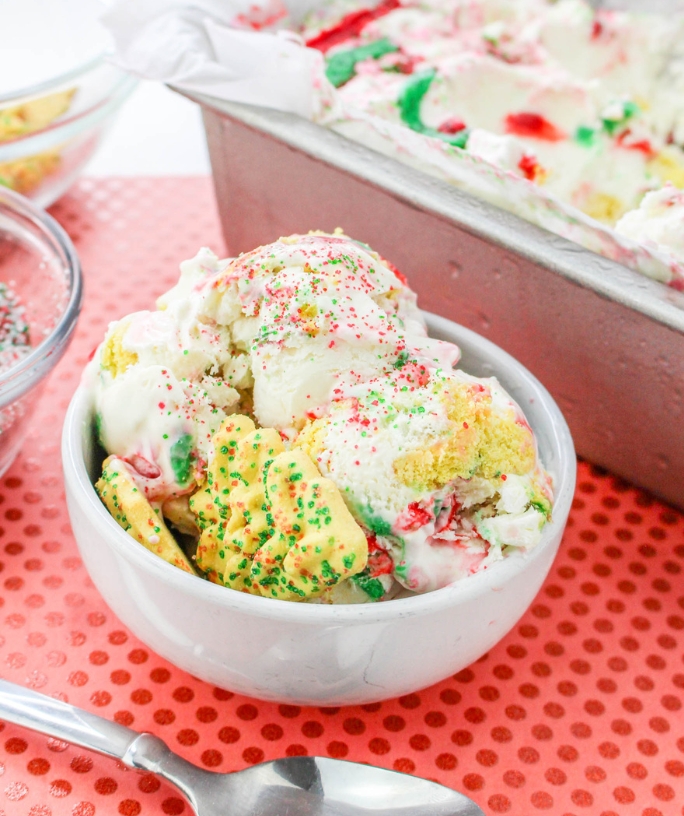 No-Churn Christmas Cookie Ice Cream
