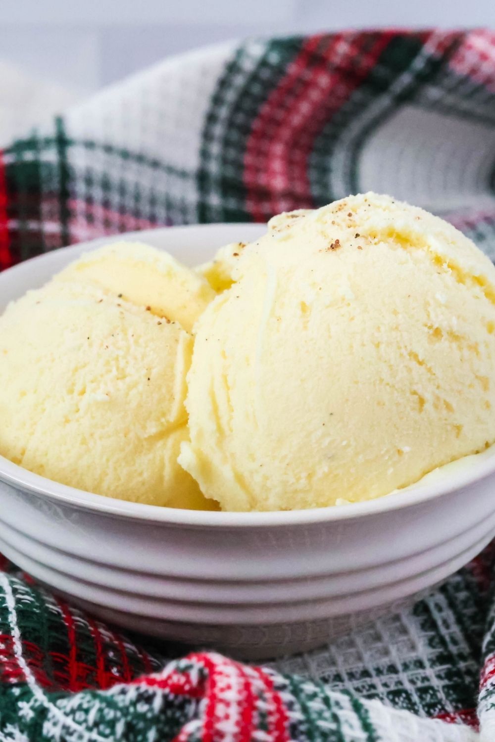 close-up view of scoops of eggnog ice cream made in the Dash Mug.