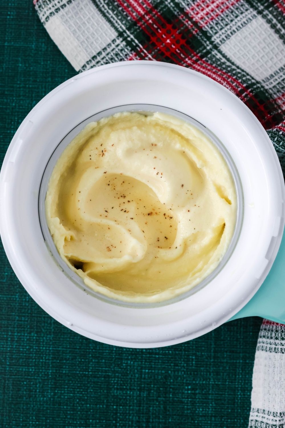 overhead view of eggnog ice cream in Dash Mug